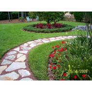 Diamond Cuts of Deerfield Beach has Residential Lawn Maintenance.